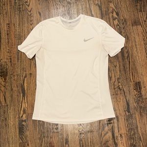 men’s M nike running dri-fit shirt